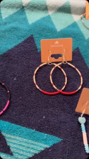 Sneak Peeks of @little.sparrow.beads she will be sitting outside the market tomorrow 1/25 from 11-2 along with Leaven From Heaven! (Sourdough Bread and more)  and @swan.elegance.08 come see us!!!